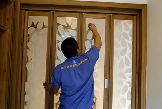 在左右手下單找?guī)煾凳召M嗎？如何判斷師傅靠不靠譜?答案都在這里