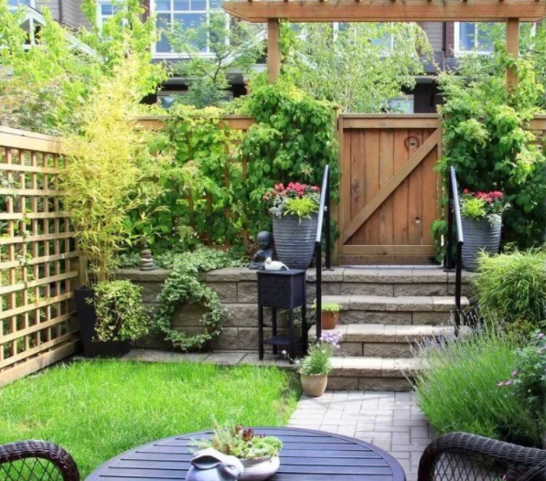 庭院家具柵欄，分享不同風(fēng)格的庭院如何搭配庭院家具？