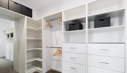 衣柜加盟布局：定制衣柜常見問題，怎么計(jì)算定制衣柜價格？