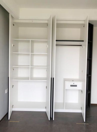 整體四門衣柜品牌，定制衣柜會取代成品衣柜嗎？