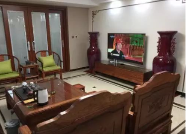 家庭小戶型中式裝修：中式裝修風(fēng)格，搭配的紅木家具，漂亮極了！