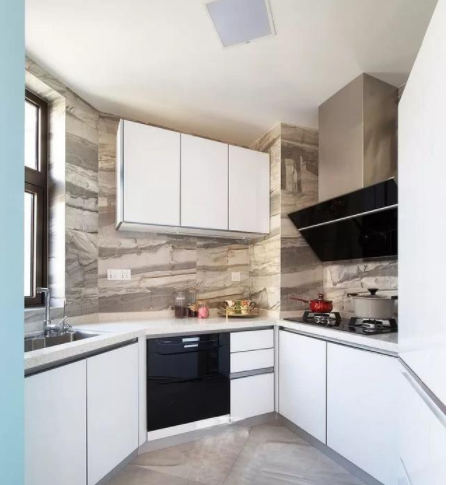 整體櫥柜臺面價(jià)格：整體櫥柜的設(shè)計(jì)方案，櫥柜什么材質(zhì)好？