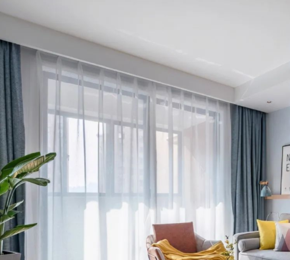 【窗簾的掛法】客廳陽臺打通了，窗簾掛在哪里好呢？