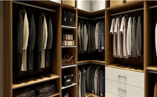 上海加盟哪個定制衣柜好，實木家具價格多少錢一平？