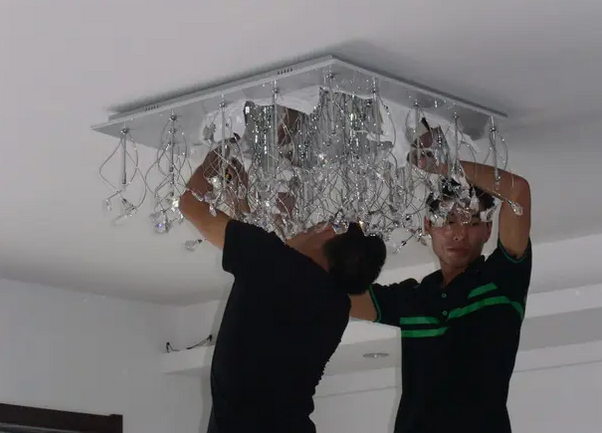 家具安裝：燈具安裝有哪些要求？燈具品牌介紹